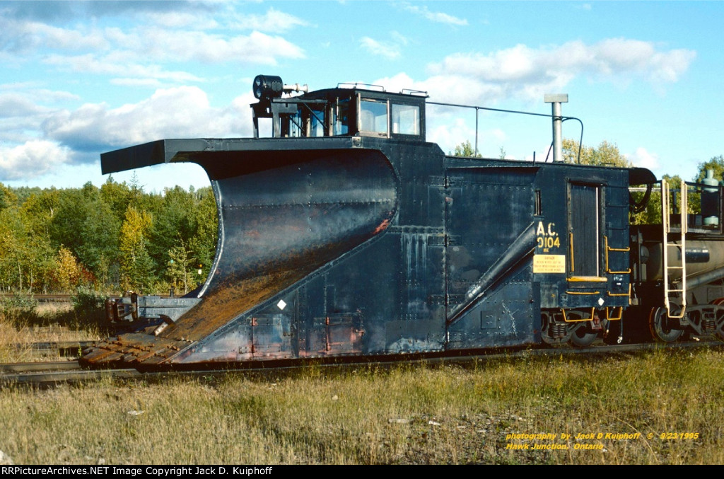 	AC 10104 flanger, Hawk Junction, Ontario. September 23, 1995. 